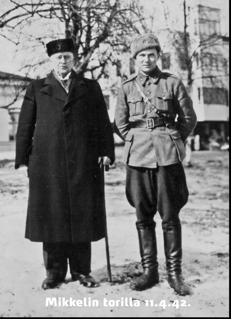 mikkelin torilla 11.4.42